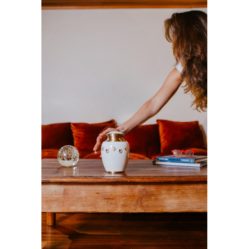 Ánfora Clásica Perla Dorada